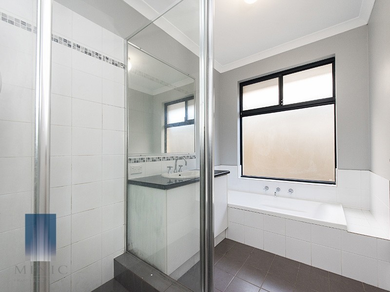 44B Andrews Road, Wilson WA 6107