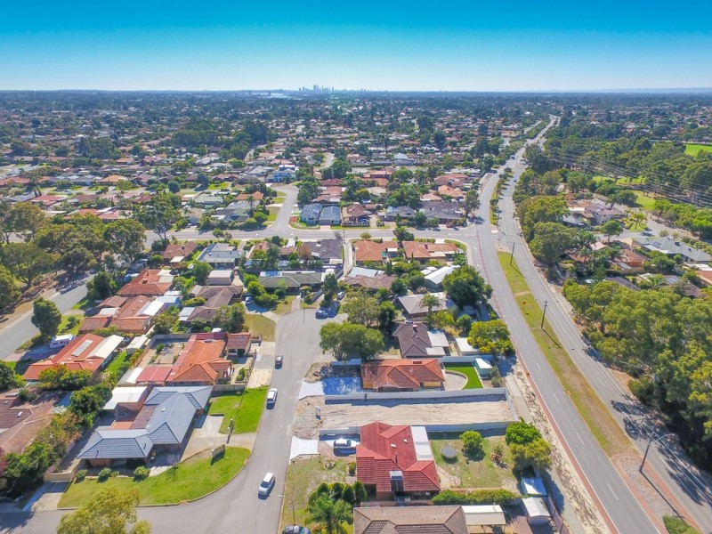19 Krugger Place, Leeming WA 6149