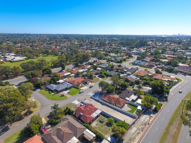 19 Krugger Place, Leeming WA 6149