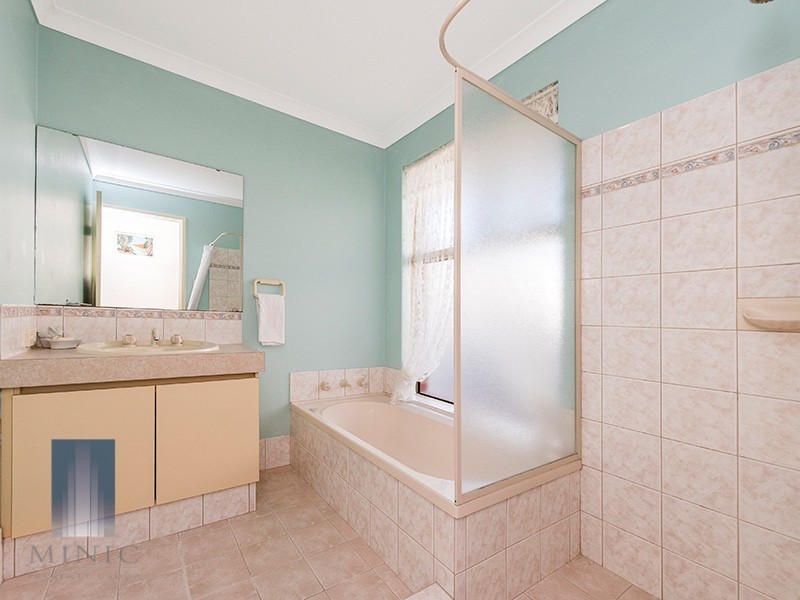 184A Royal Street, Yokine WA 6060