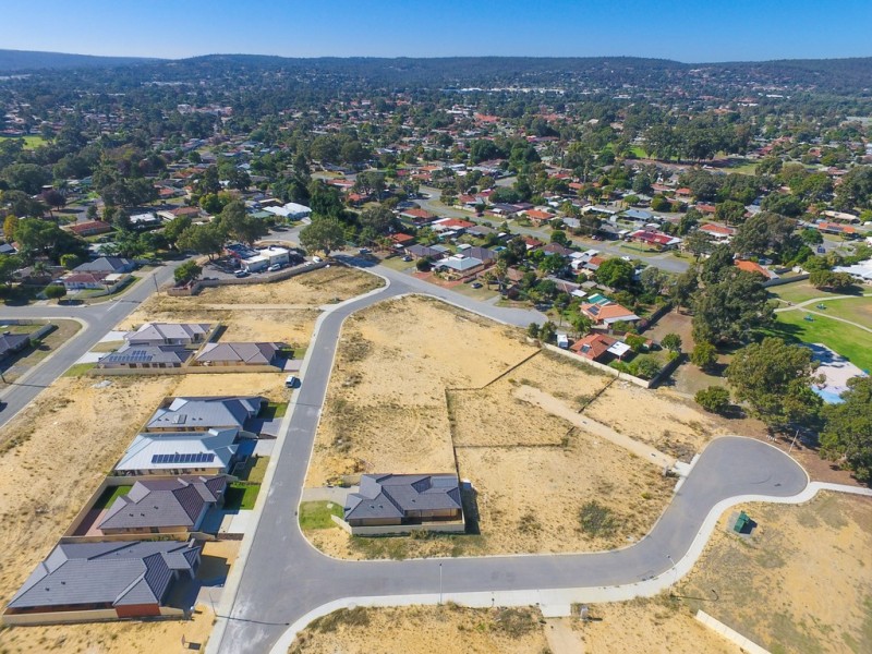 17 Balanda Place, Armadale WA 6112