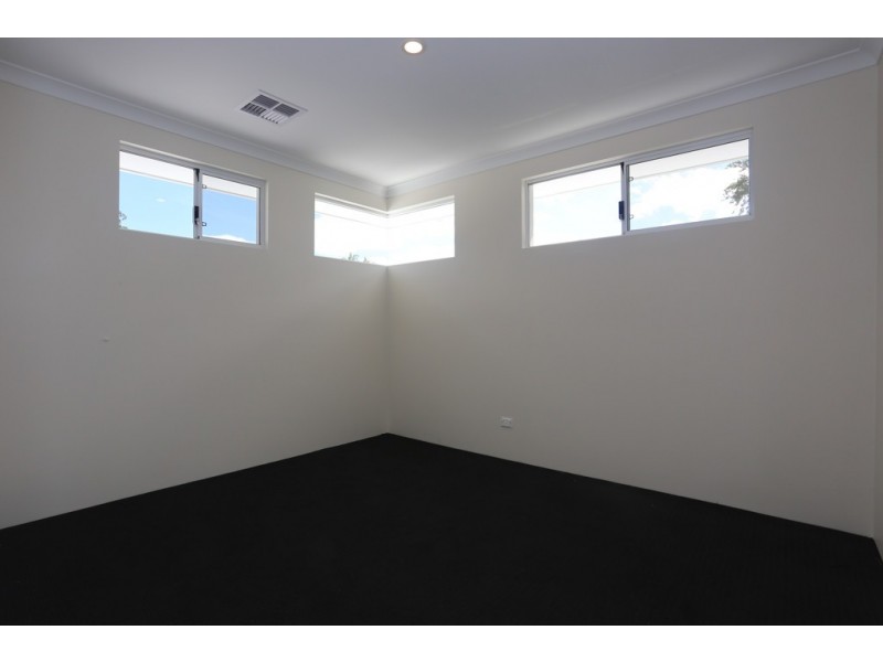 17A Veronica Street, Riverton WA 6148