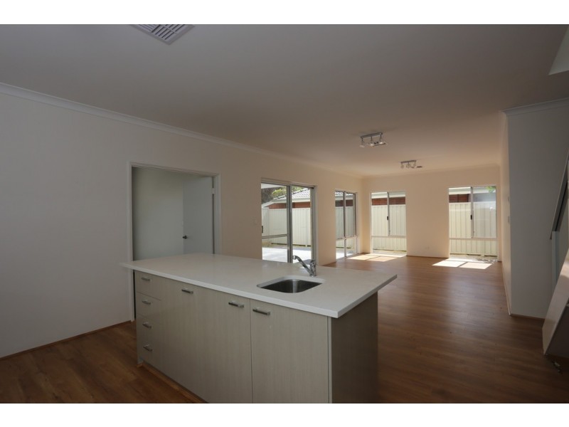 17A Veronica Street, Riverton WA 6148