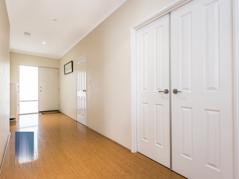 33B Langham Gardens, Wilson WA 6107