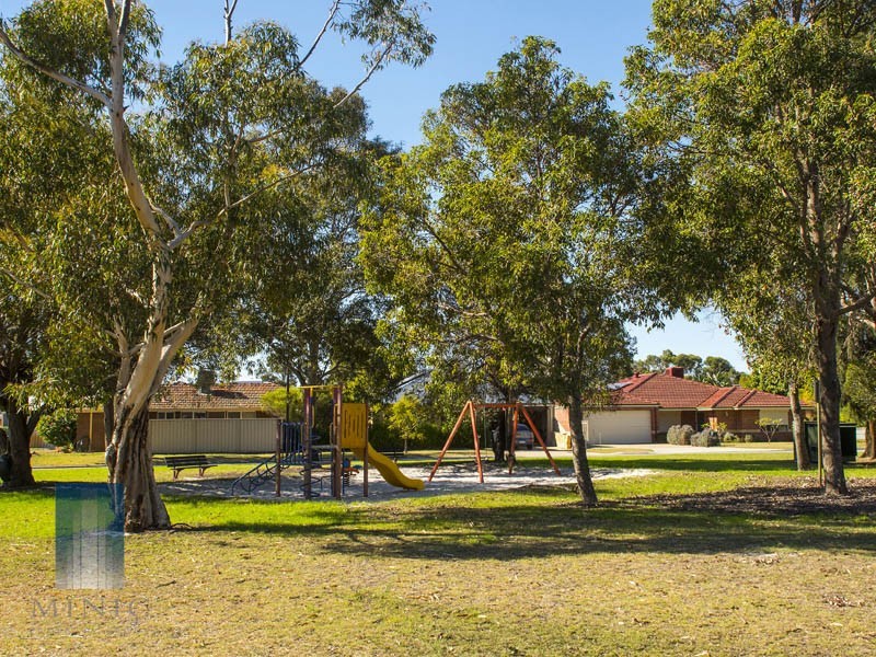 33B Langham Gardens, Wilson WA 6107