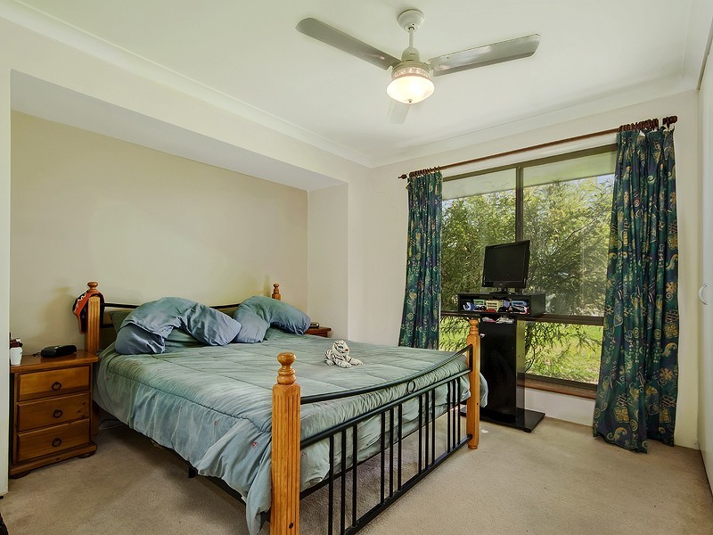 7 Montrose Circle, Camillo WA 6111