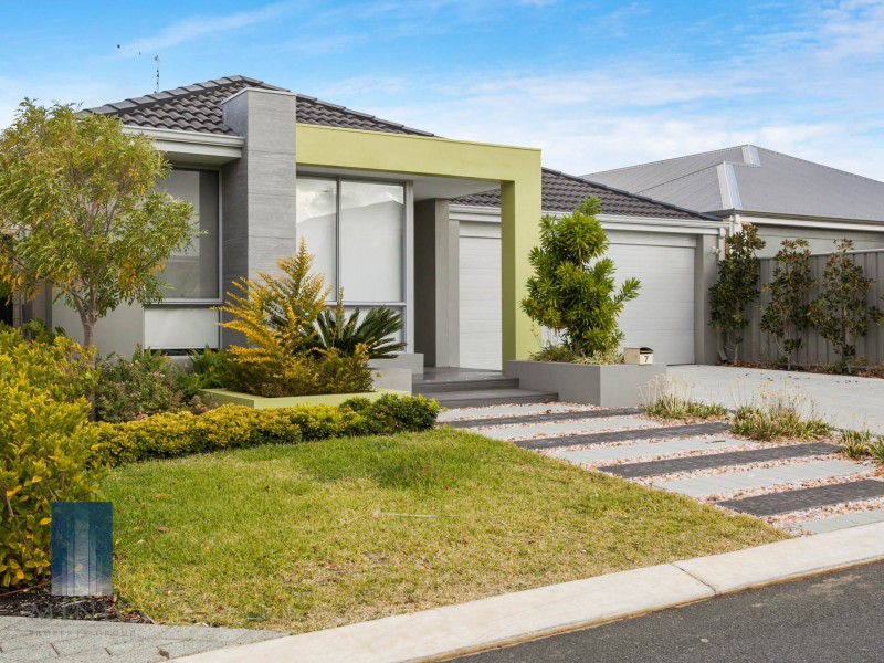 7 Bromsgrove Street, Wellard WA 6170