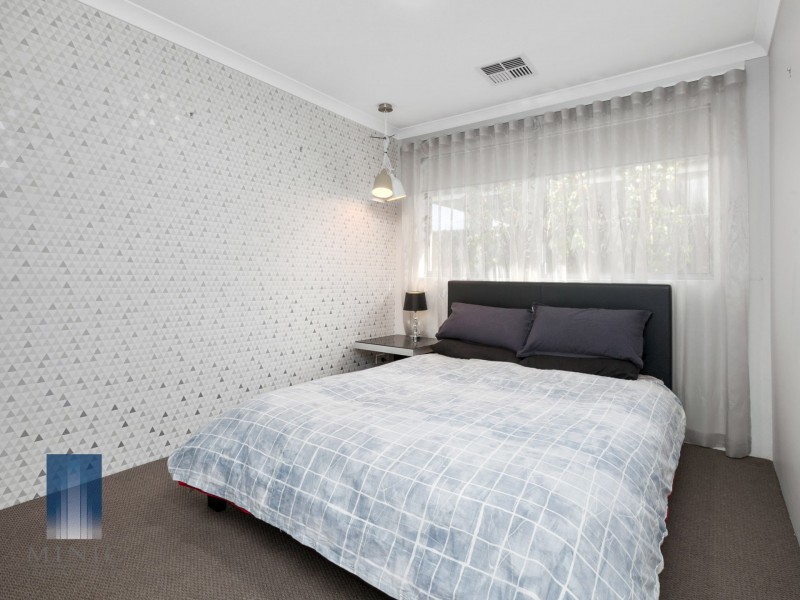 7 Bromsgrove Street, Wellard WA 6170