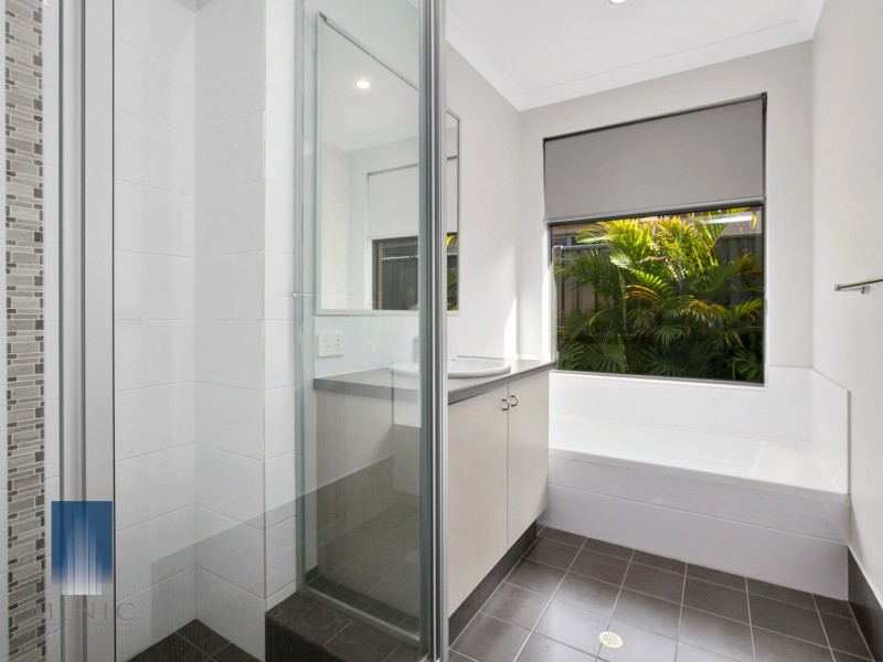 7 Bromsgrove Street, Wellard WA 6170