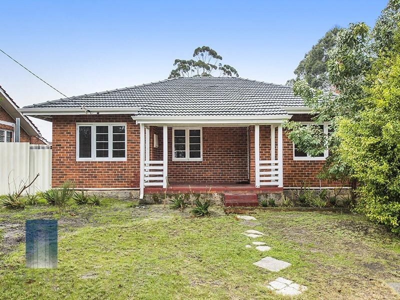 285 Hardey Road, Cloverdale WA 6105