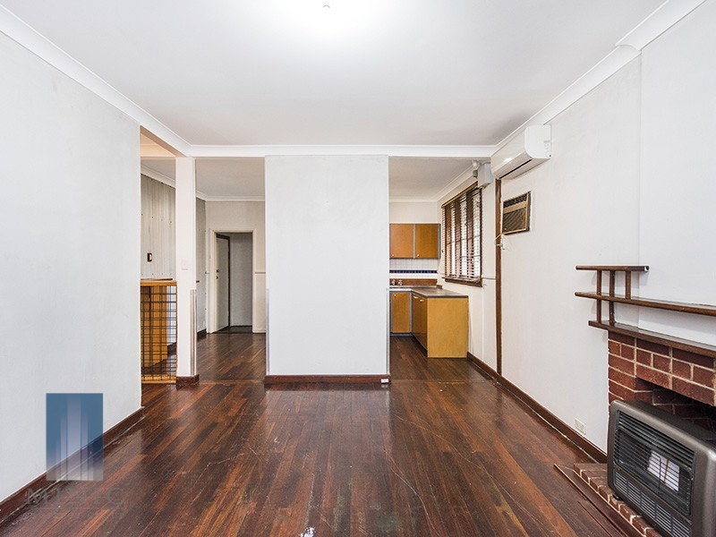 285 Hardey Road, Cloverdale WA 6105