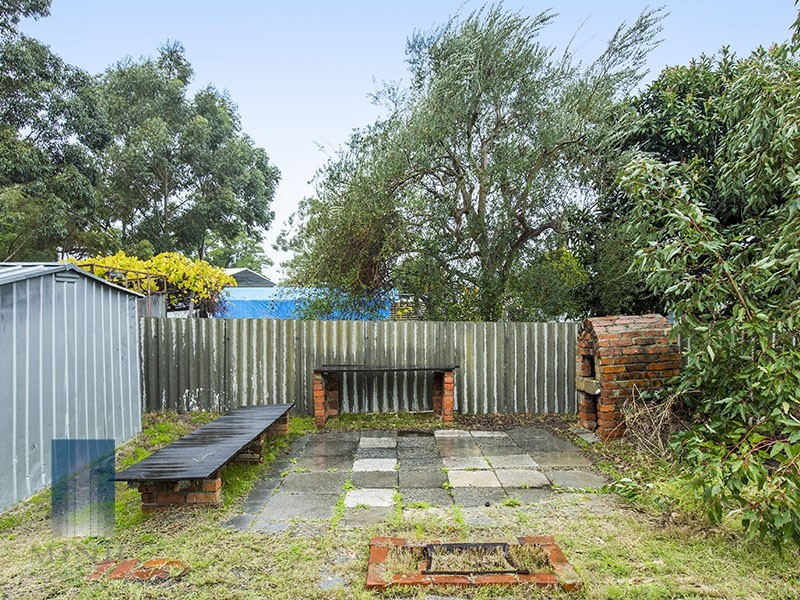 285 Hardey Road, Cloverdale WA 6105