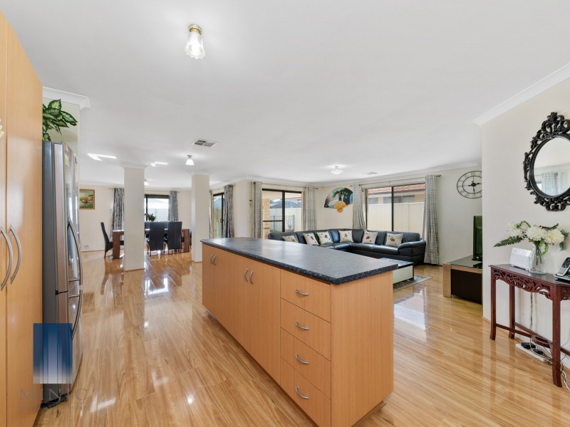 26 Fulmar Way, Seville Grove WA 6112