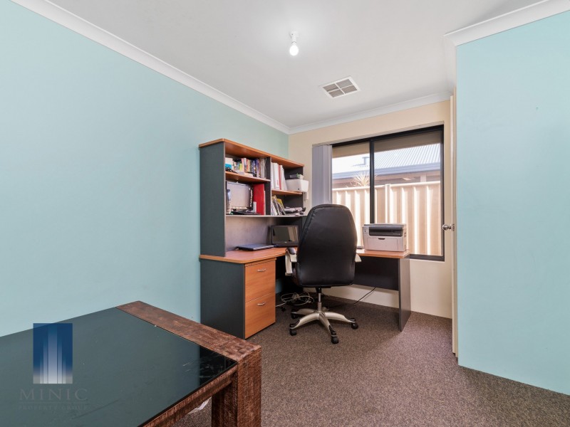 26 Fulmar Way, Seville Grove WA 6112