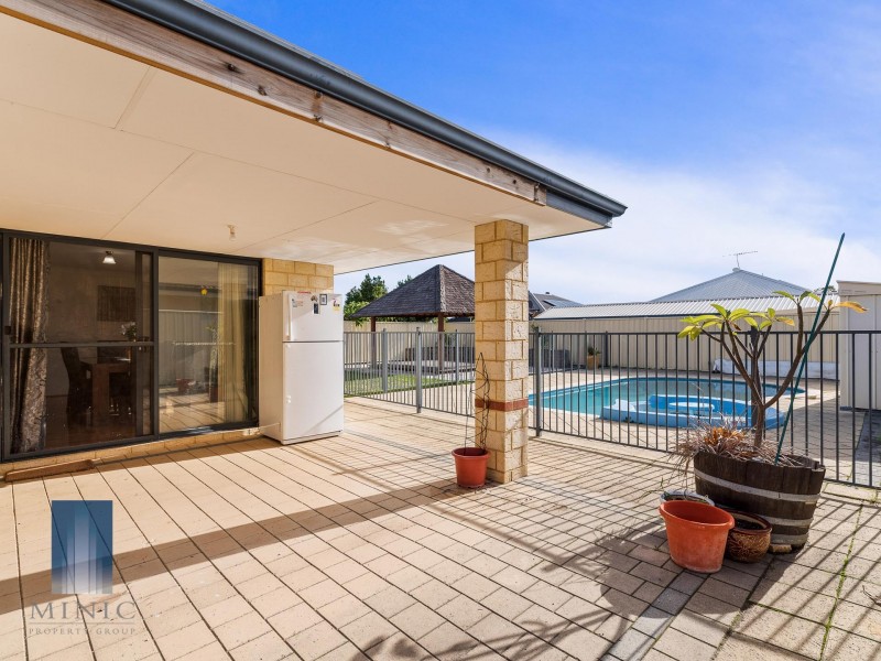 26 Fulmar Way, Seville Grove WA 6112