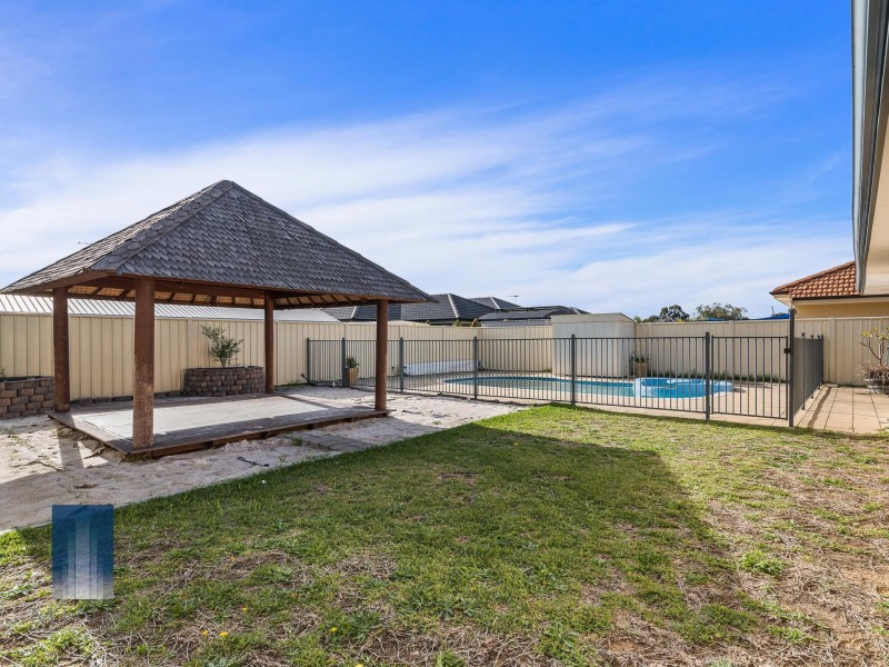 26 Fulmar Way, Seville Grove WA 6112