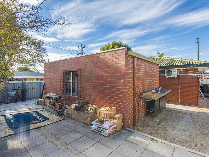2 Bywood Way, Lynwood WA 6147