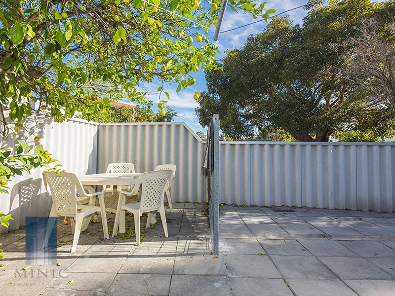 2 Bywood Way, Lynwood WA 6147