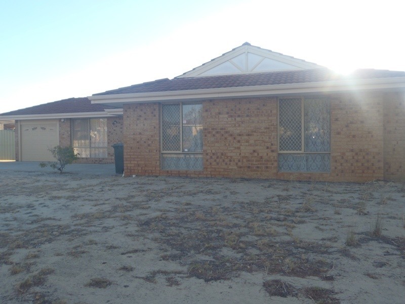 16 Cygnet Close, Ballajura WA 6066