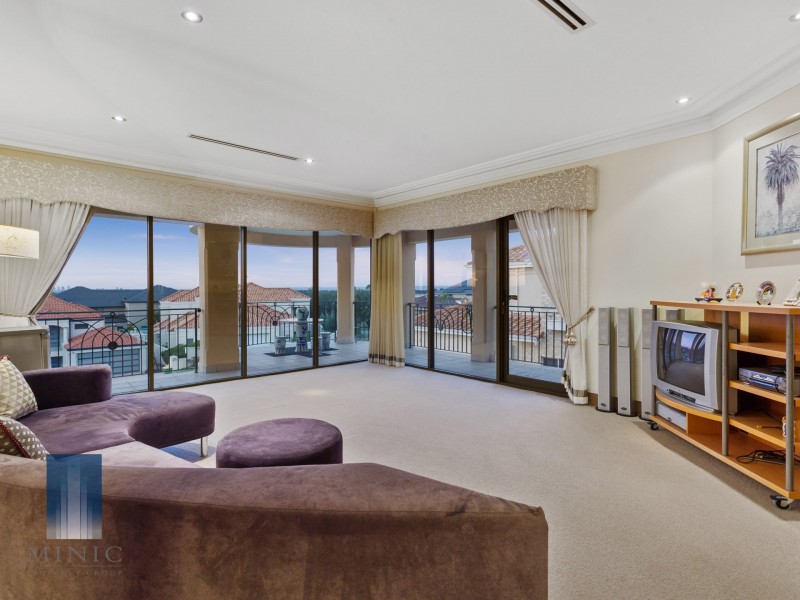 38 Riley Road, Kardinya WA 6163