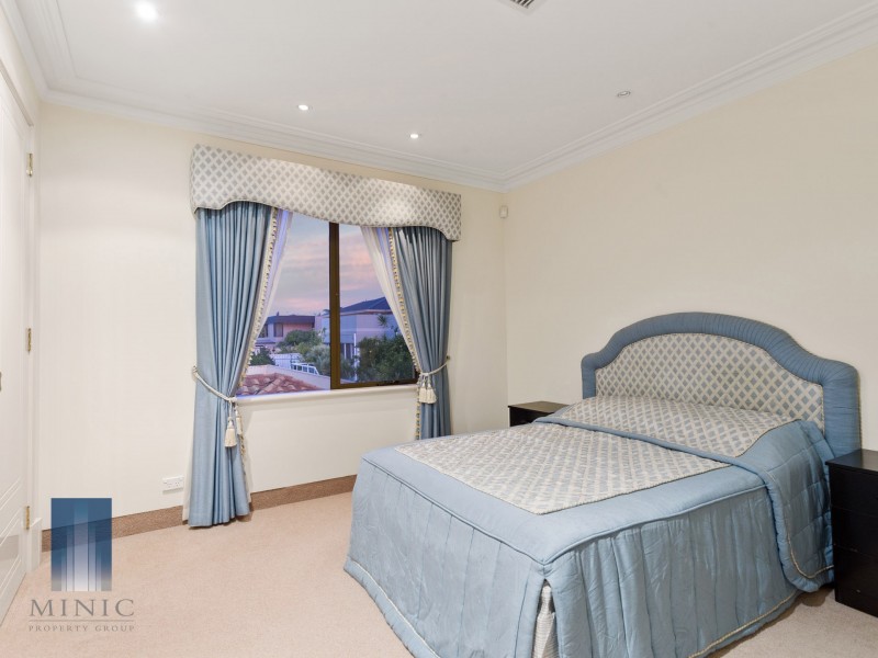 38 Riley Road, Kardinya WA 6163