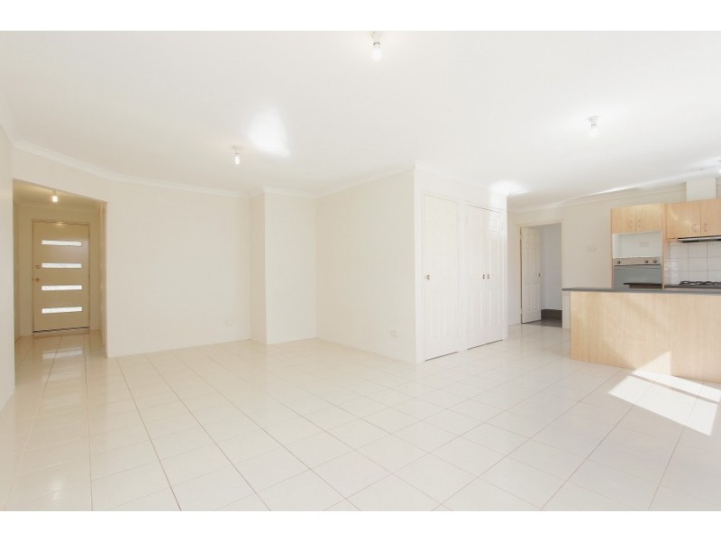 8 Bridal Crescent, Kenwick WA 6107