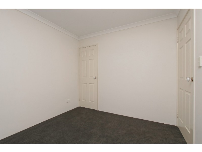 8 Bridal Crescent, Kenwick WA 6107