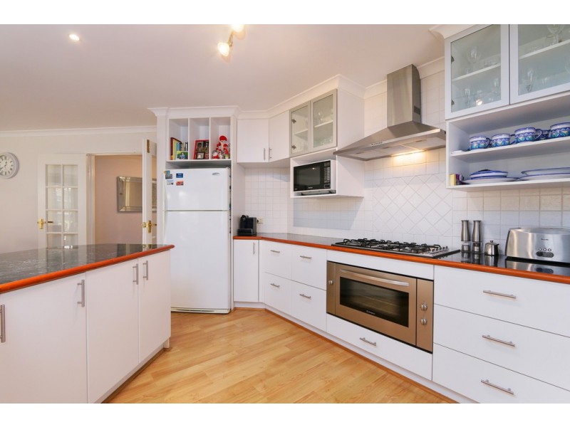 7 Casey Close, Canning Vale WA 6155