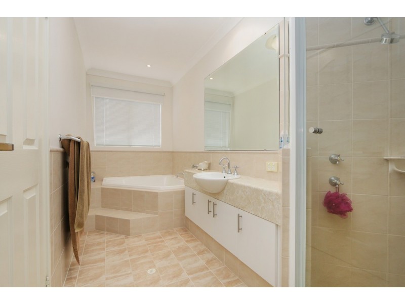 7 Casey Close, Canning Vale WA 6155