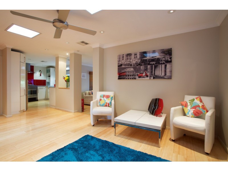 85 Parry Avenue, Bull Creek WA 6149