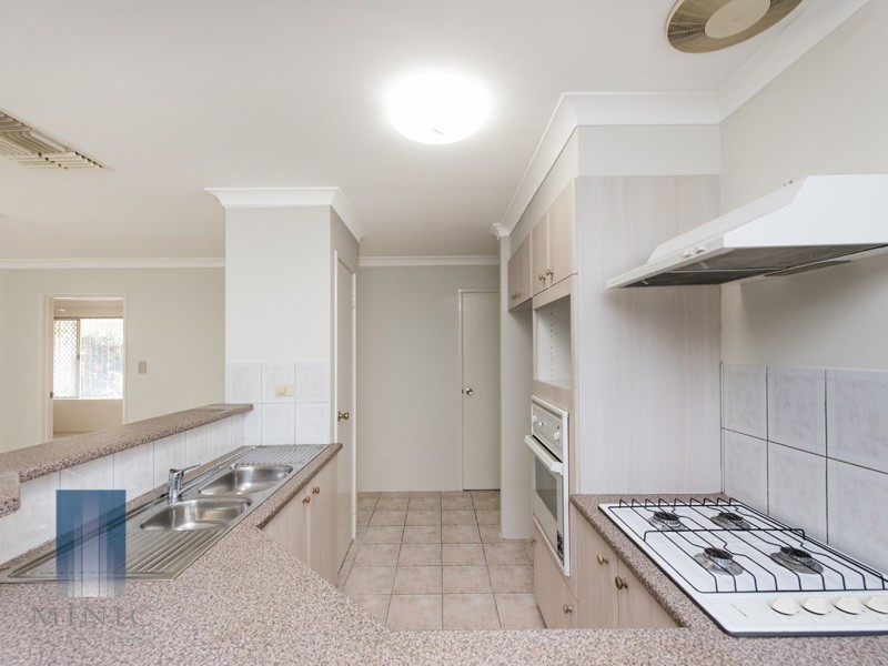 2/44 Bradshaw Crescent, Manning WA 6152