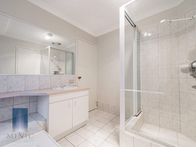 2/44 Bradshaw Crescent, Manning WA 6152