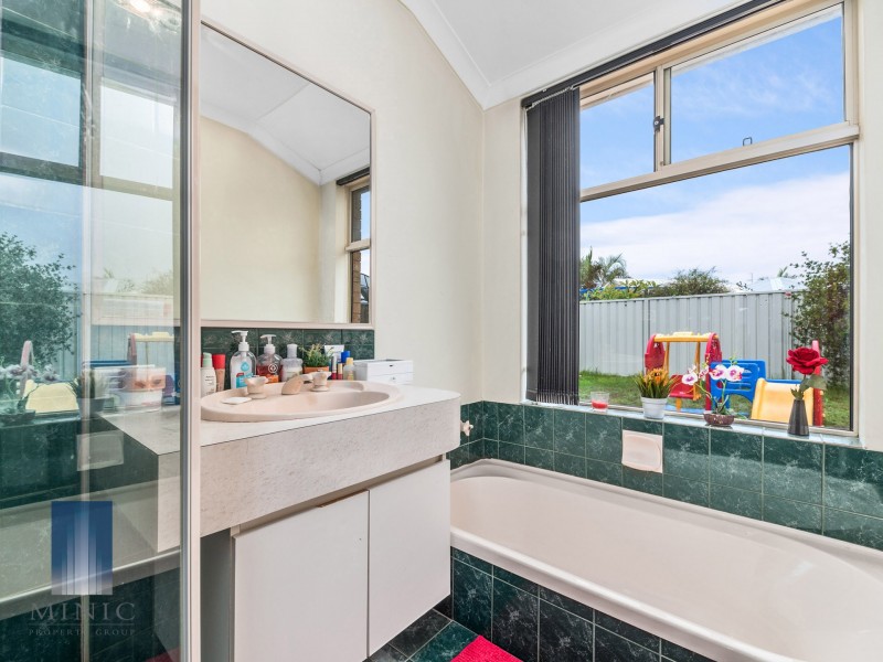 57 Fairfield Gardens, Canning Vale WA 6155