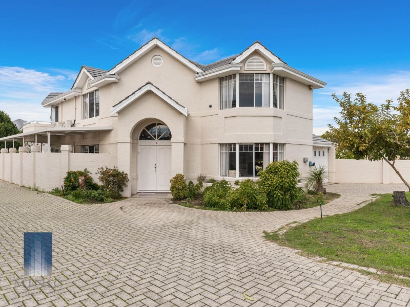 2/438 Riverton Drive East, Riverton WA 6148