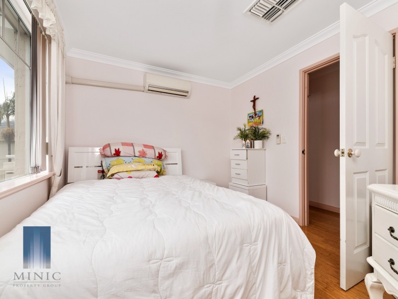 2/438 Riverton Drive East, Riverton WA 6148