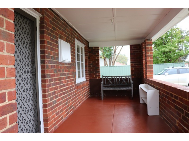 47 Welwyn Avenue, Manning WA 6152