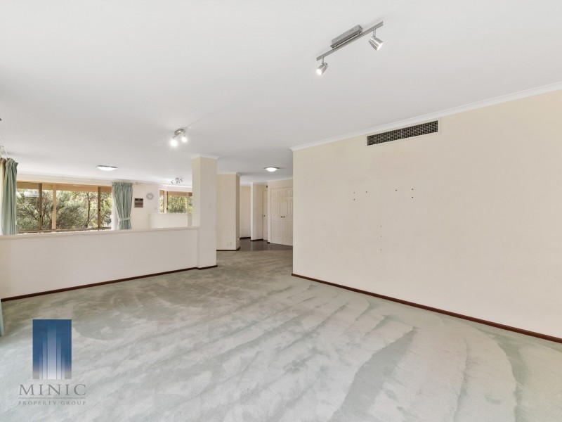 12 Pinot Terrace, The Vines WA 6069