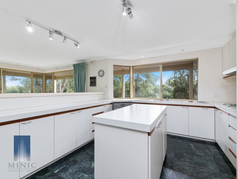 12 Pinot Terrace, The Vines WA 6069