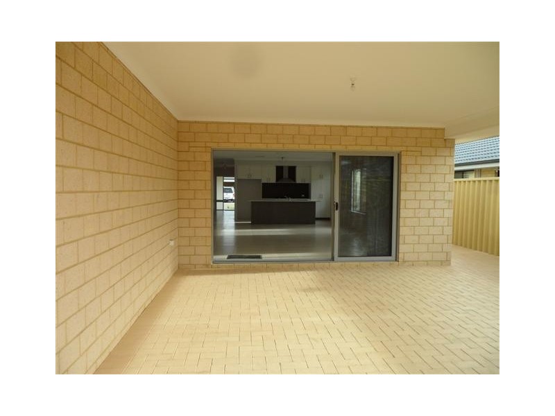 10 Lapwing Approach, Harrisdale WA 6112