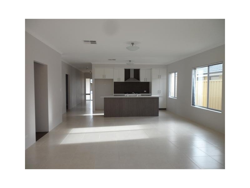 10 Lapwing Approach, Harrisdale WA 6112