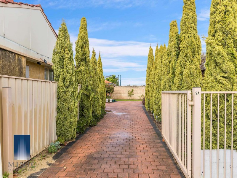 5A Barber Place, Riverton WA 6148