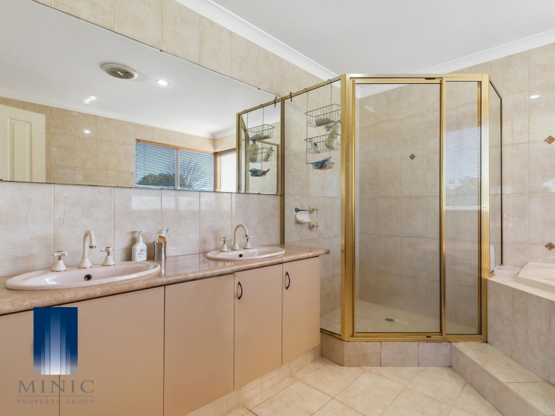 48A Mosaic Street East, Shelley WA 6148