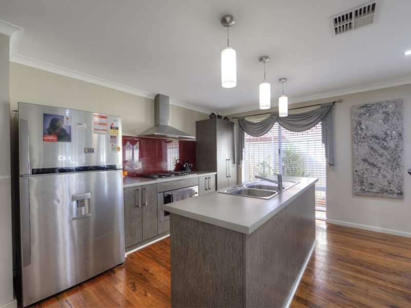 22A Challis Road, Armadale WA 6112