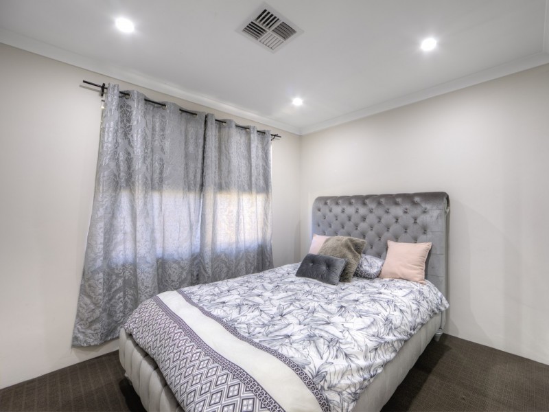 22A Challis Road, Armadale WA 6112