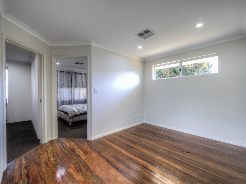 22A Challis Road, Armadale WA 6112