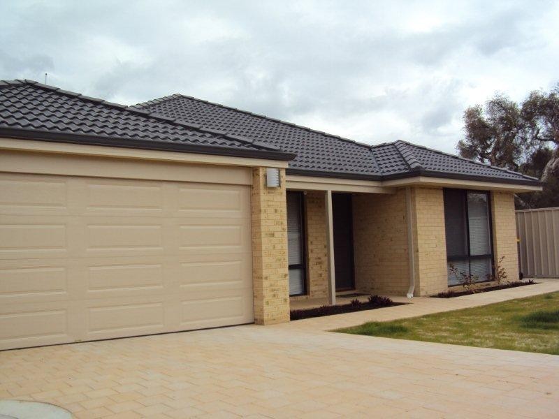 24 Farnaby Lane, Beckenham WA 6107