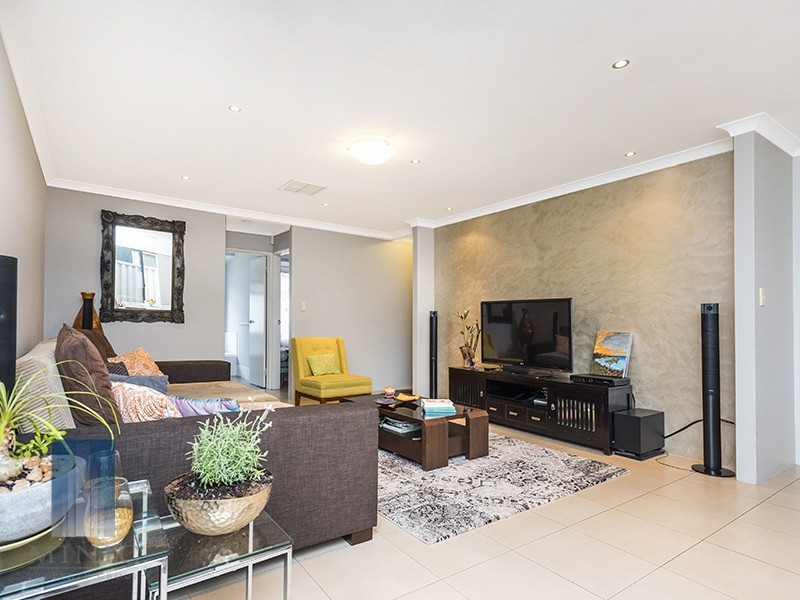 31 Jamaica Crossing, Langford WA 6147