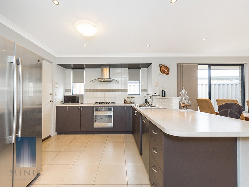 31 Jamaica Crossing, Langford WA 6147