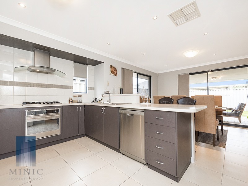 31 Jamaica Crossing, Langford WA 6147