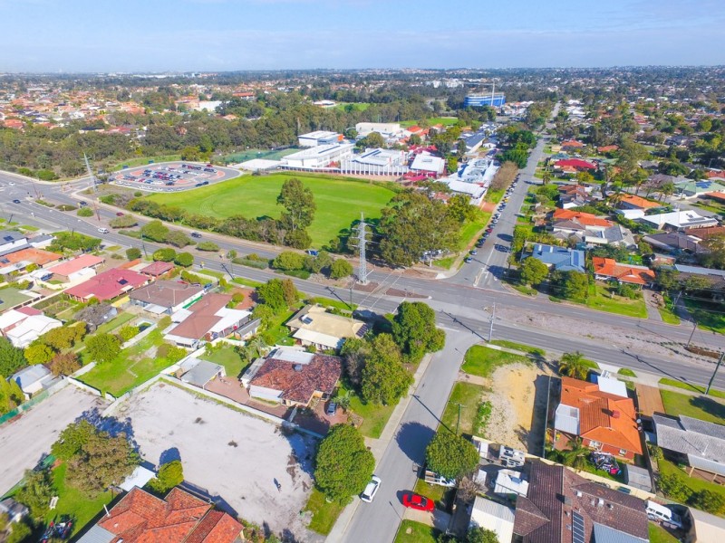 12A Karel Avenue, Rossmoyne WA 6148